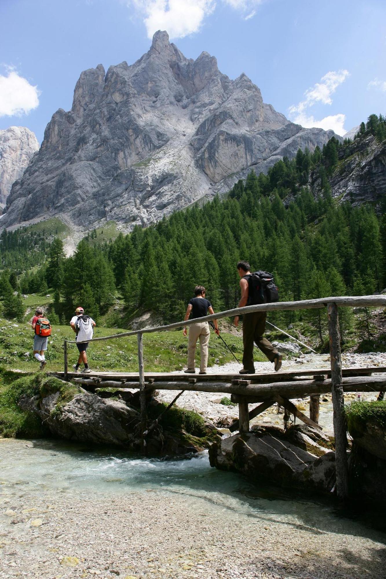 Hotel Col Di Lana Canazei Bagian luar foto